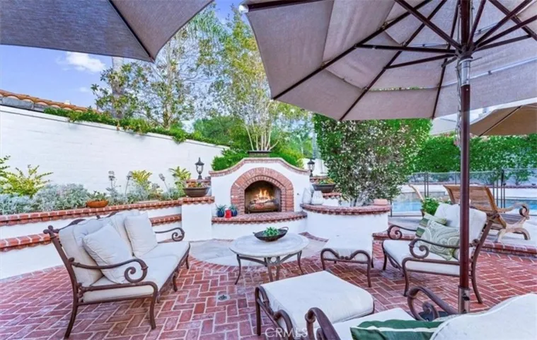 14 Wellbrook Place, Coto De Caza, California 92679