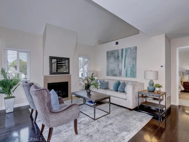 19 Briarglen 2, Irvine, California 92614
