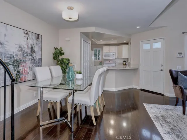 19 Briarglen 2, Irvine, California 92614