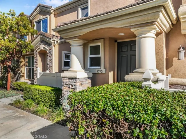 19161 Alexa Lane, Huntington Beach, California 92648