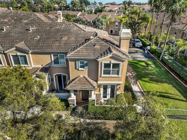 19161 Alexa Lane, Huntington Beach, California 92648