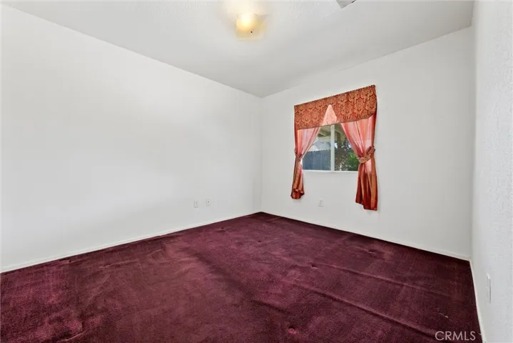 311 Ginger Snap Ln, Bakersfield, California 93307
