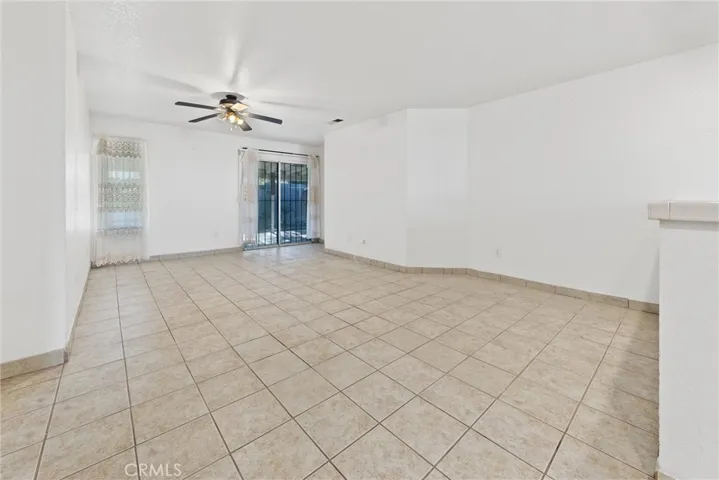 311 Ginger Snap Ln, Bakersfield, California 93307