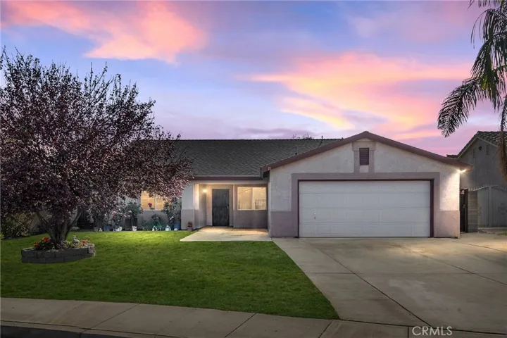 311 Ginger Snap Ln, Bakersfield, California 93307