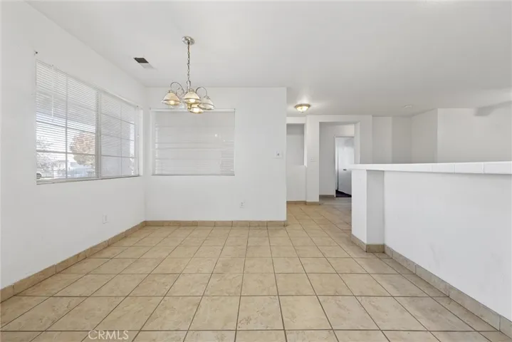 311 Ginger Snap Ln, Bakersfield, California 93307