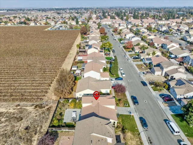 1184 Hazelnut Lane, Madera, California 93637