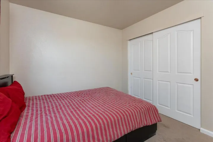 1184 Hazelnut Lane, Madera, California 93637