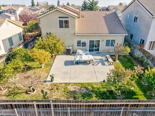 1184 Hazelnut Lane, Madera, California 93637