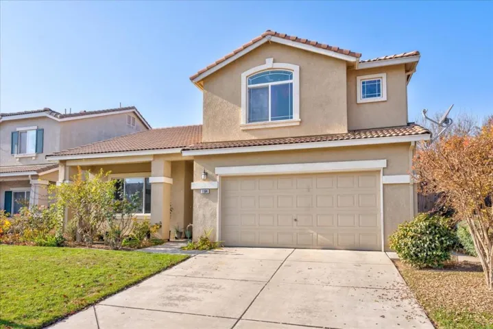 1184 Hazelnut Lane, Madera, California 93637