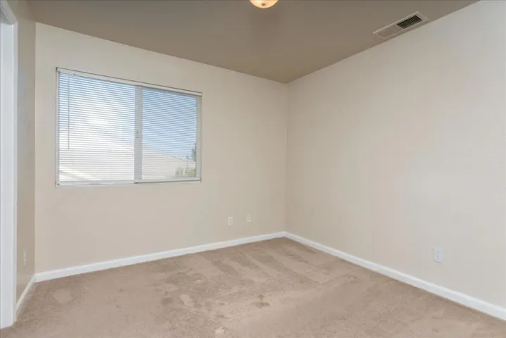 1184 Hazelnut Lane, Madera, California 93637