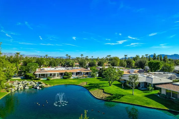 11-web-or-mls-MWSurrey-11