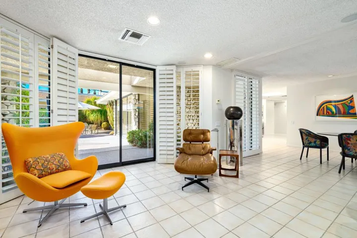 37-web-or-mls-MWSurrey-37