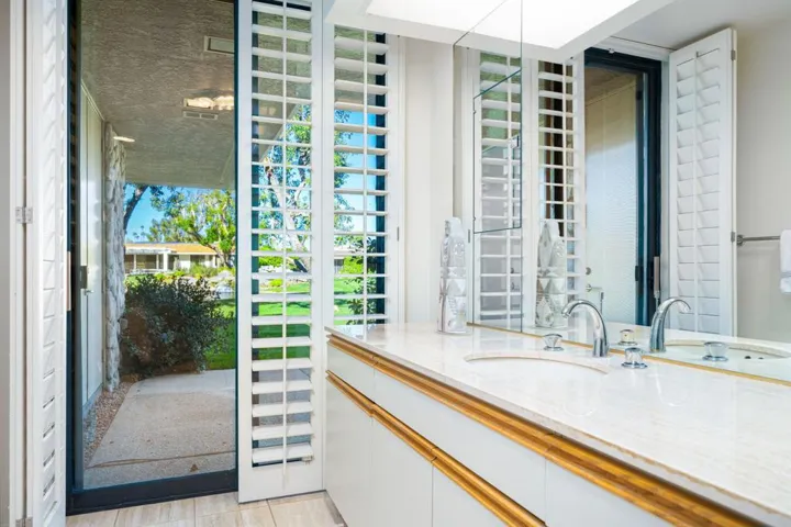 61-web-or-mls-MWSurrey-61