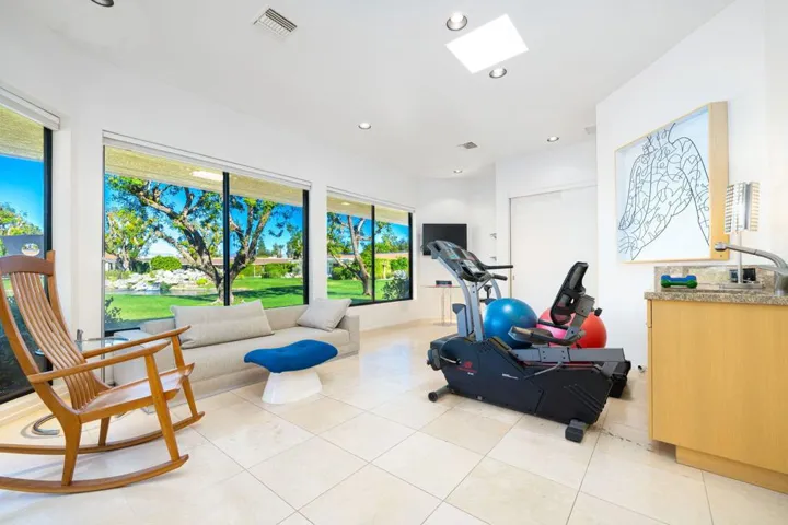 52-web-or-mls-MWSurrey-52