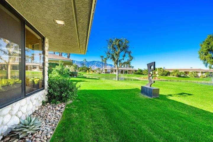 45-web-or-mls-MWSurrey-45