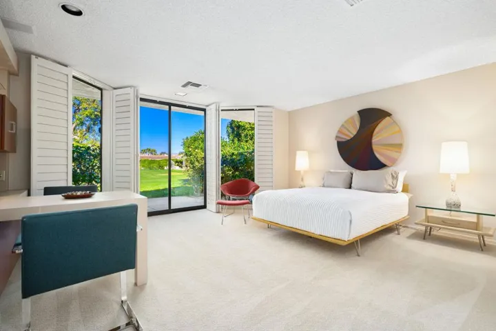 59-web-or-mls-MWSurrey-59