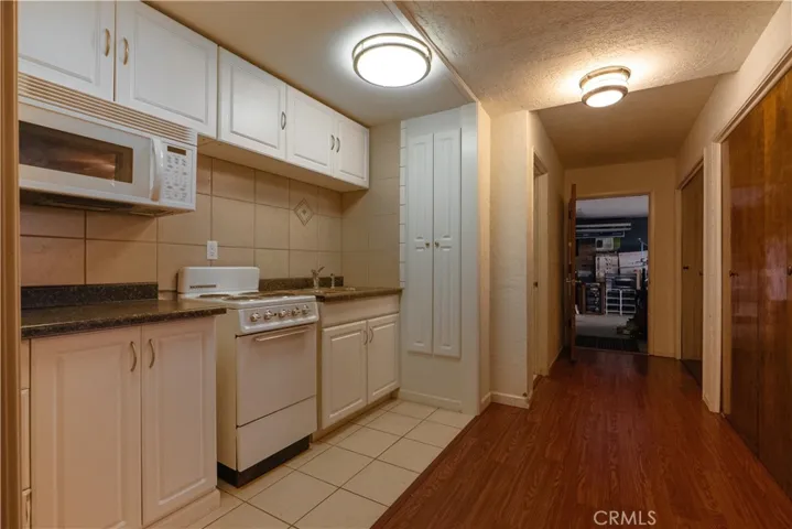8883 Fairway Drive, Kelseyville, California 95451