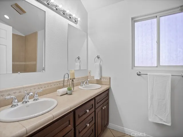 Double Vanity off Master Suite