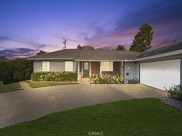 Unbelievable Single Story Home with 4 Bedrooms and 3 Bathrooms
