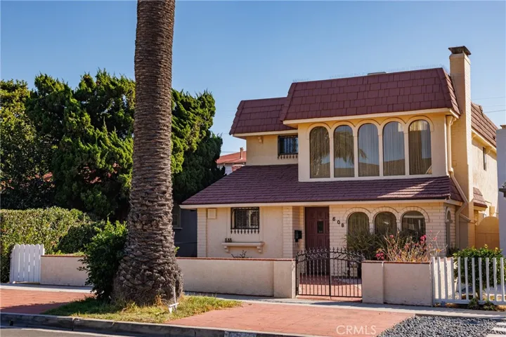 Welcome to 608 Marguerite Ave. CDM