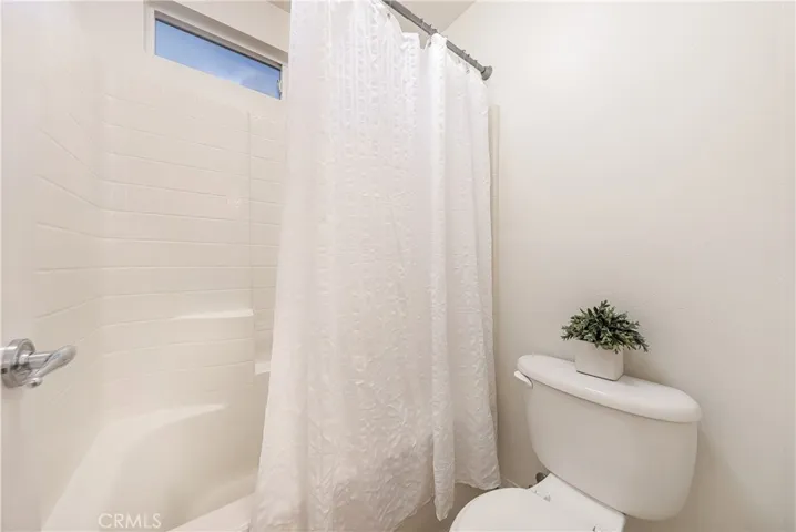 28340 Berylwood Place, Valencia, California 91354