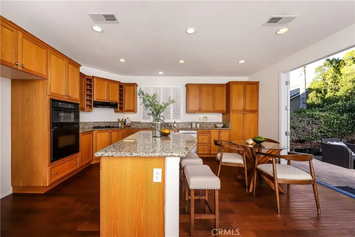 28340 Berylwood Place, Valencia, California 91354