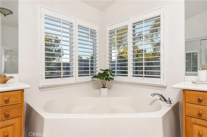 28340 Berylwood Place, Valencia, California 91354