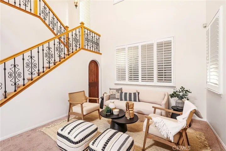 28340 Berylwood Place, Valencia, California 91354