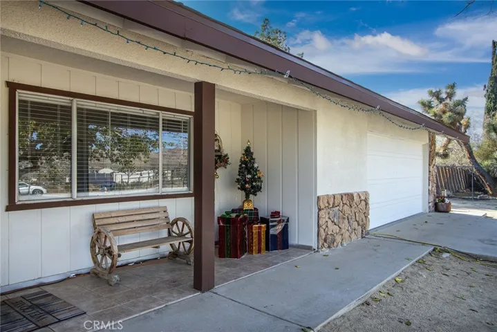 6929 Balsa Avenue, Yucca Valley, California 92284