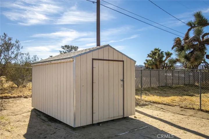 6929 Balsa Avenue, Yucca Valley, California 92284