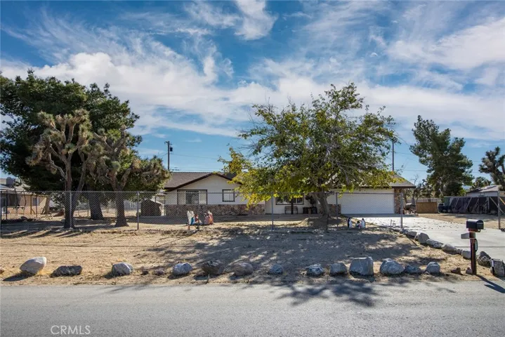 6929 Balsa Avenue, Yucca Valley, California 92284