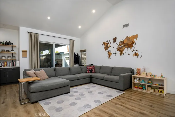 5235 E Killdee Street, Long Beach, California 90808