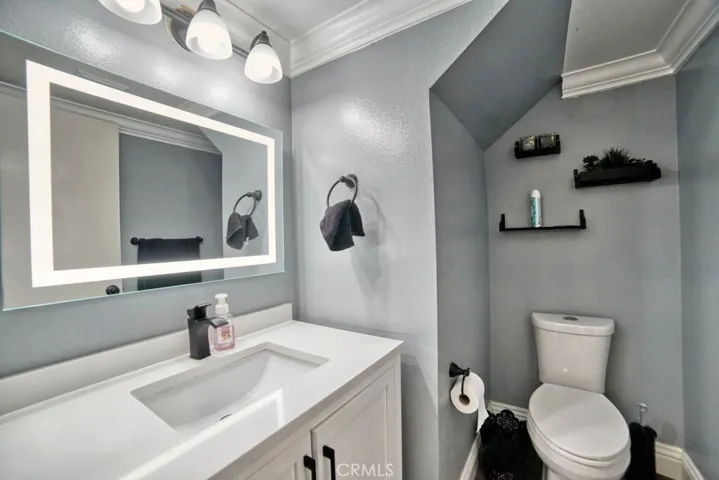 3671 N Pole Lane, Riverside, California 92503
