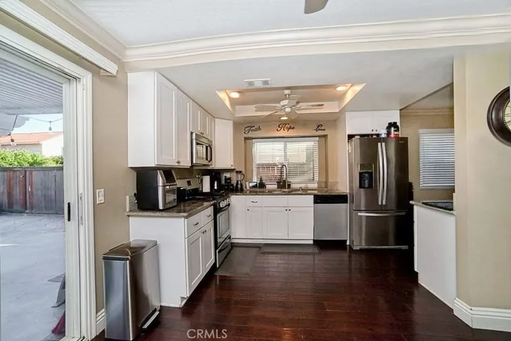 3671 N Pole Lane, Riverside, California 92503