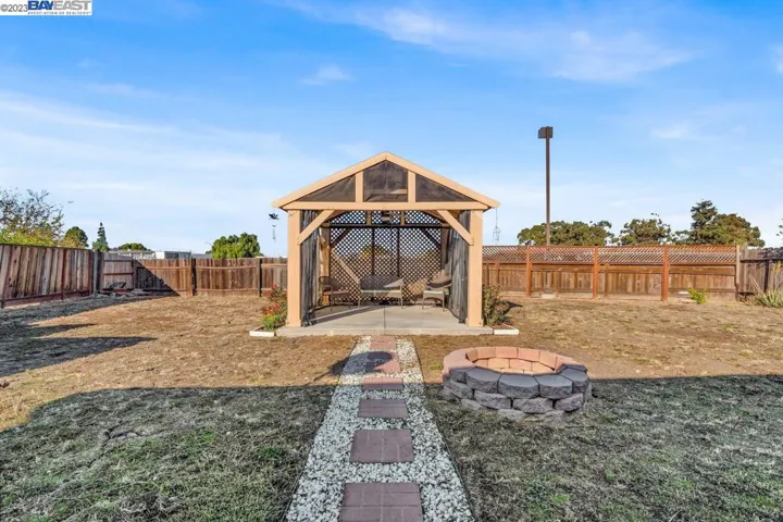 2962 Clearland Circle, Bay Point, California 94565