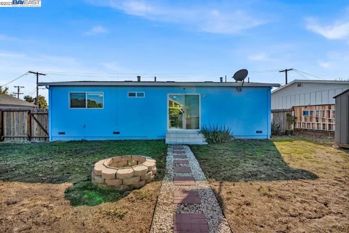 2962 Clearland Circle, Bay Point, California 94565