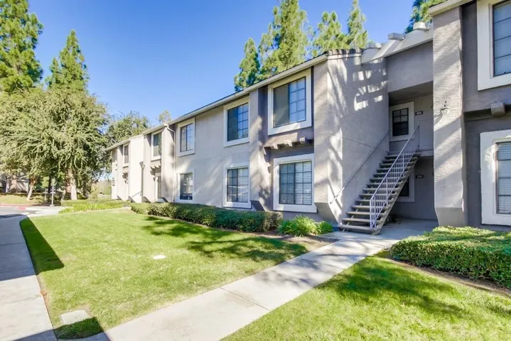 15078 Avenida Venusto 202, San Diego, California 92128