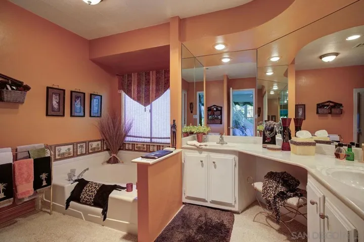 18218 Paradise Mountain Rd 134, Valley Center, California 92082