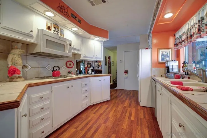 18218 Paradise Mountain Rd 134, Valley Center, California 92082