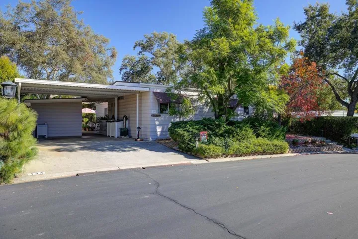 18218 Paradise Mountain Rd 134, Valley Center, California 92082