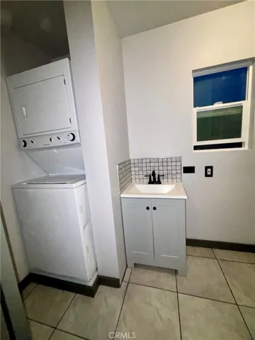 Private Laundry ??