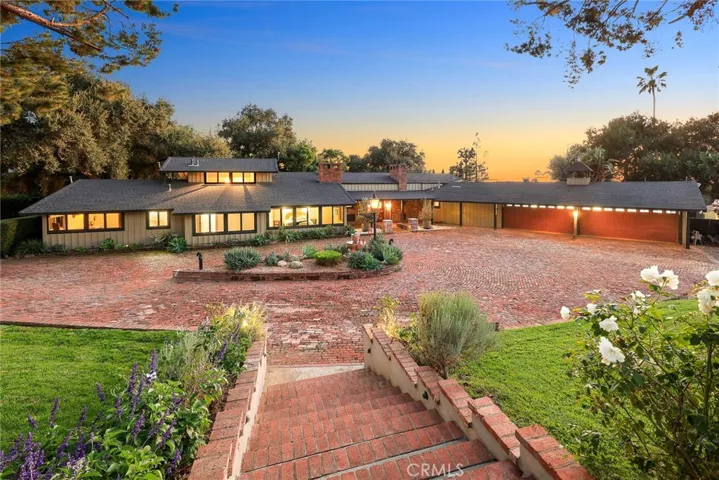 3245 Villa Highlands Drive, Pasadena, California 91107