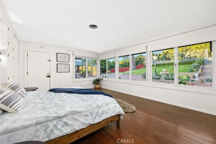 3245 Villa Highlands Drive, Pasadena, California 91107