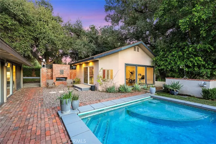 3245 Villa Highlands Drive, Pasadena, California 91107