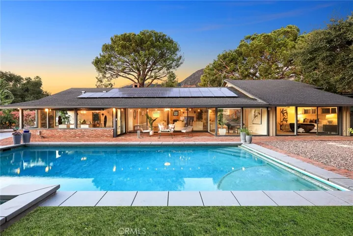 3245 Villa Highlands Drive, Pasadena, California 91107