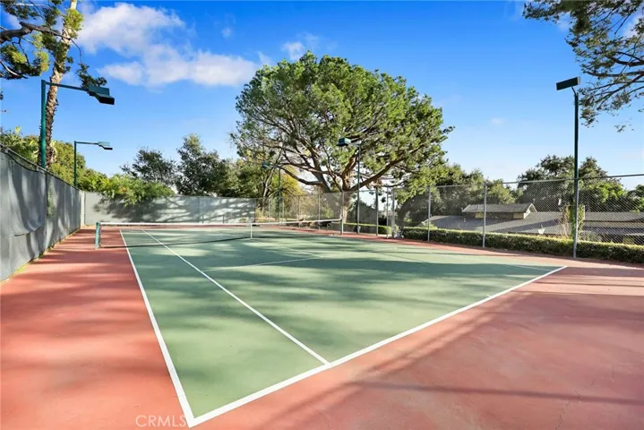 3245 Villa Highlands Drive, Pasadena, California 91107