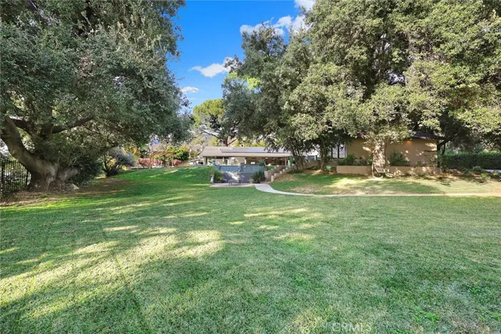 3245 Villa Highlands Drive, Pasadena, California 91107