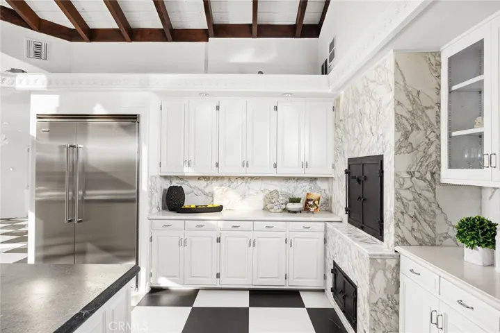 3245 Villa Highlands Drive, Pasadena, California 91107