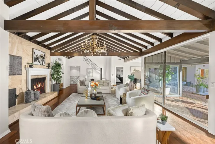 3245 Villa Highlands Drive, Pasadena, California 91107