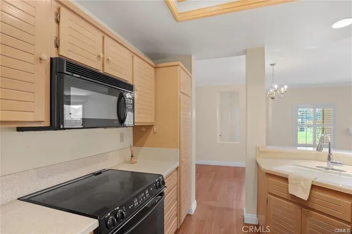 73 Vassar Aisle 198, Irvine, California 92612